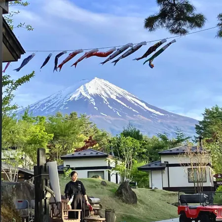 HANZ OUTDOOR RESORT (formerly GLAMPING VILLA HANZ KAWAGUCHIKO） Отели рядом с достопримечательностью «Озеро Сайко»