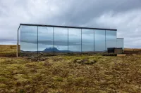 ÖÖD Hekla Horizon - Mirror Houses