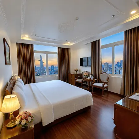 DAHLIALAND SAIGON HOTEL & SWIMMING POOL