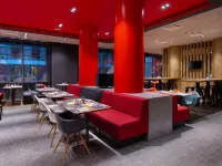 Ibis Moscow Centre Bakhrushina โรงแรมใกล้หอศิลป์เทรทยาคอฟ