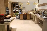 فاكيشن فيليدج فرا نانج إن - مطابخ