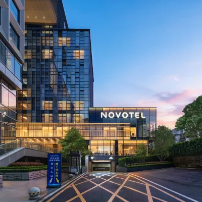 Novotel Wuhan Optics Valley Các khách sạn gần Đại lộ Guanggu