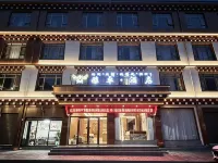 Yazhuo Hotel - غرفة مطلة على الجبل