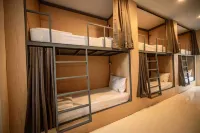 Escobar Hostel Koh Tao - Hostels