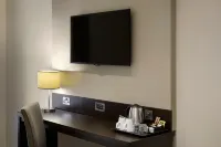 Premier Inn Worksop Hotels in Harthill with Woodall