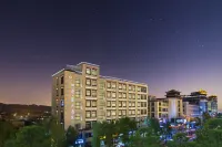 Hotel Yunzuo Xingguang de Xigazê (sucursal del Templo de Tashilhunpo) Hotel di 