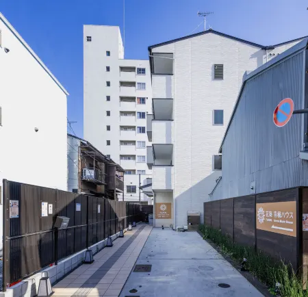 Floral Green Maple House Отели рядом с достопримечательностью «Храм Кёдзан-дзи»