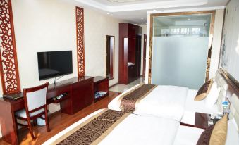Lvchun Green East Business Hotel