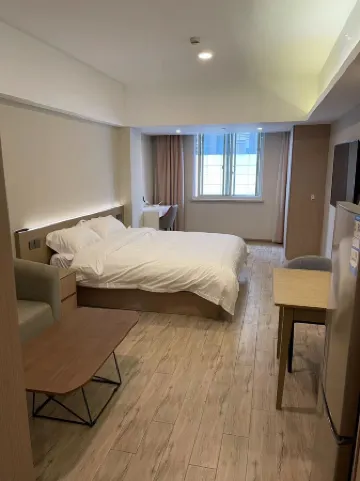 榮居飯店（上海城隍廟店）