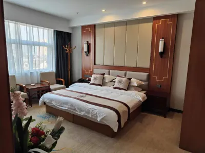 Yulong Business Hotel Hotel dekat CPC Longling County Committee Party School