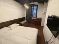 Jixi Longdewen Inn