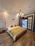 Phoenix Moonlight has objective view homestay