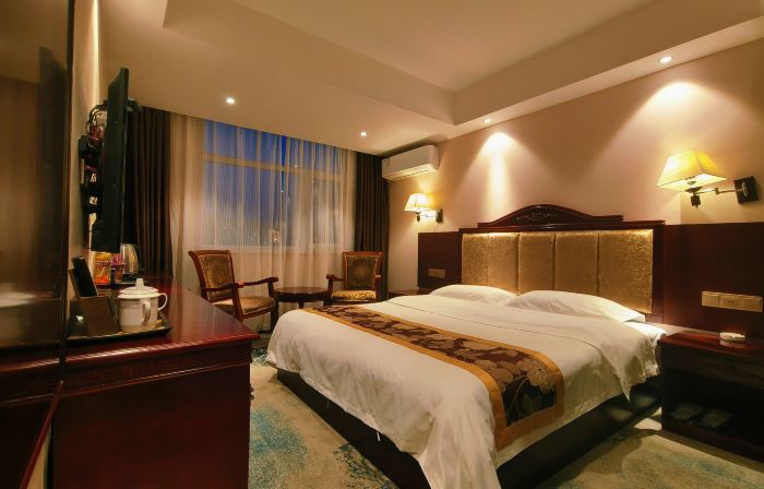 Kangzhuang Sanhe Hotel