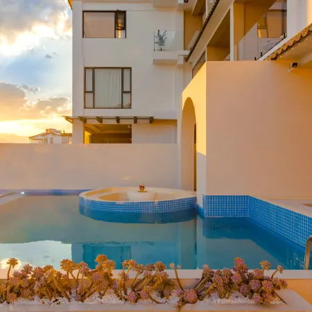 Dali Zuoma Seaview Holiday Beauty