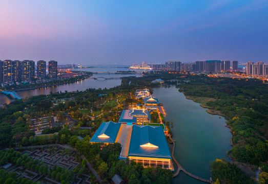 아쿠아 리조트 습지공원 전망