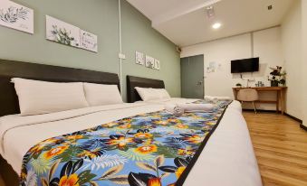 Treeline Urban Inn - Housity