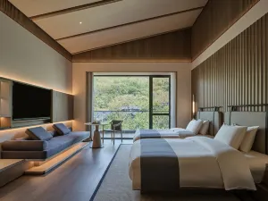 WYNDHAM GRAND PLAZA ROYALE HOT SPRINGS RESORT LIYANG