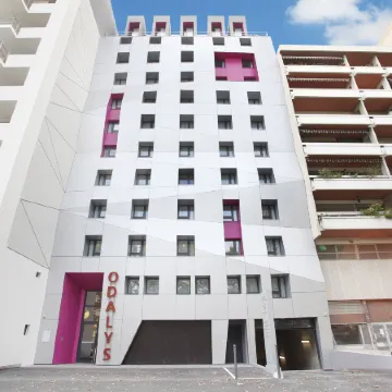 Appart Hotel Odalys City Marseille le Dôme Отели рядом с достопримечательностью «Дворец Лоншам»