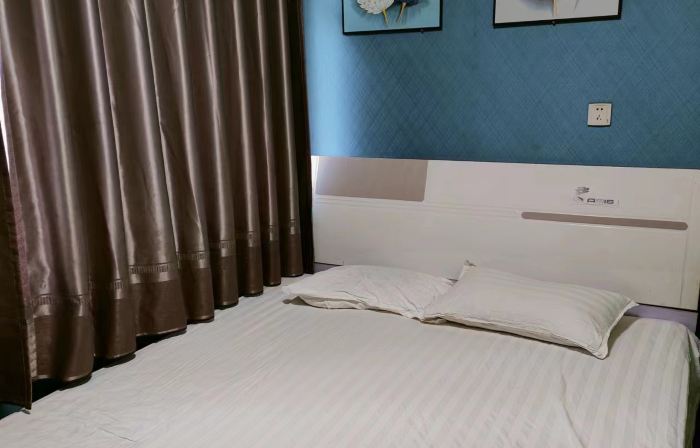 Dongcheng Hotel