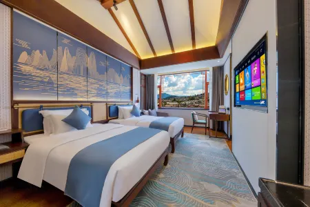 Yali Snow Mountain Scenic Resort Hotel (the Old Town of Lijiang Dashuiche Store)