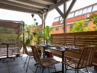 Elizabeth Lifestyle Hotel - bar