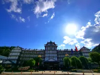 West Lake International Resort Các khách sạn ở Kiến Thủy