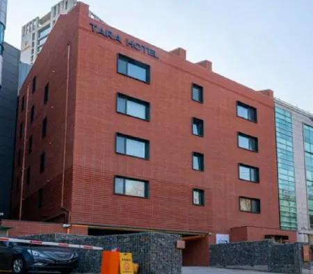 Hotel Tara