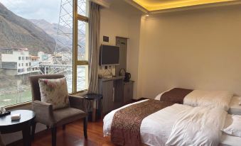 Jinchuan Caiwang Hotel