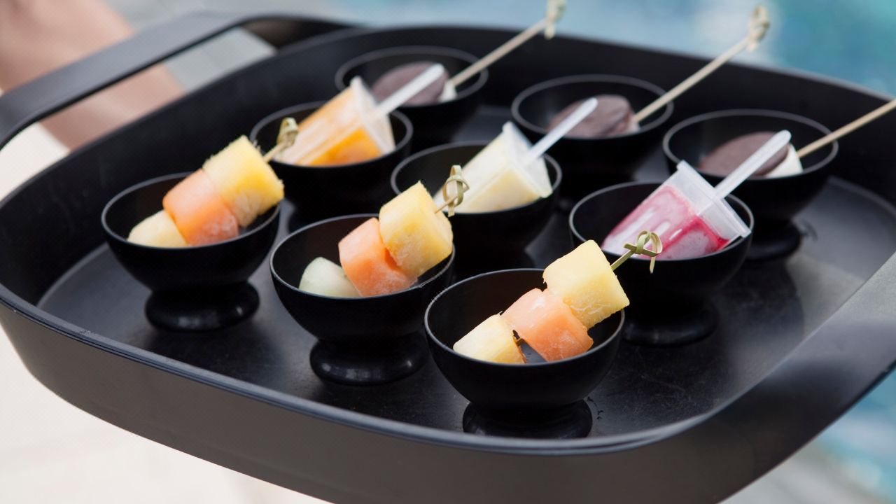 Four Seasons Hong Kong photo