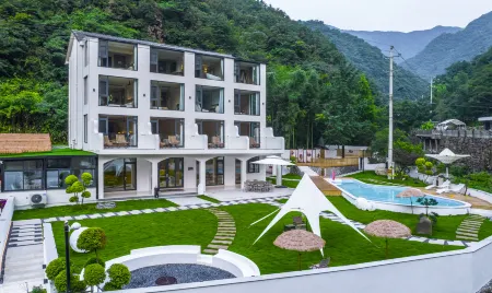 Sendao·ALSEN·Dokdo River Tracing Food B&B (Anji  Rafting  Canyon Branch) Отели рядом с достопримечательностью «shi ling cun»