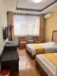 Luanchuan Hotel - parking