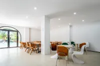 Beihai Qili Yuanshe Homestay (Yintan International Passenger Terminal)