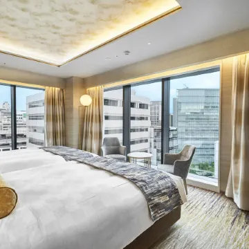 Daiwa Roynet Hotel Osaka Sakaisuji Honmachi PREMIER Отели рядом с достопримечательностью «Конференц-центр MyDome OSAKA»