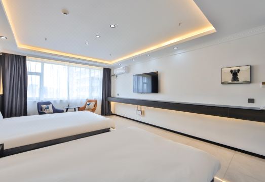 Yanke Light Luxury Homestay