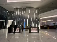 더 골든 피크 호텔 & 스위트 세부 호텔