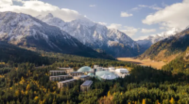 InterContinental Resort Jiuzhai Paradise Hotels near Jiuzhaigou Love Sea Scenic Area