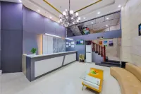 Yijia Hotel (Ji'an No.2 Middle School Pedestrian Street)