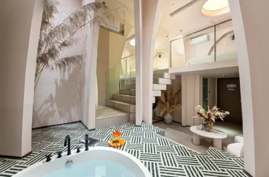 夢殼美宿（區莊文化大樓店）