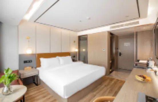 Home Inn Huayi Selected Hotel (Jiande Xin'anjiang Branch) - วิวภูเขา