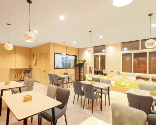 Qunos Hotel (Qingdao Jiaodong International Airport) Makanan Photos