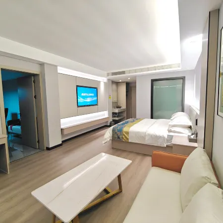Weixin Rendong Hotel
