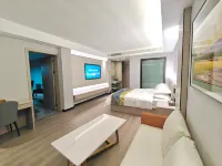 Weixin Rendong Hotel