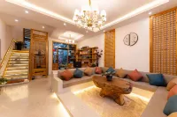 Xidi Banlan Homestay(Xidi Ancient Village Scenic Area Store)