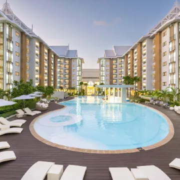 WYNDHAM JOMTIEN PATTAYA Отели рядом с достопримечательностью «Парк Юрского Периода»