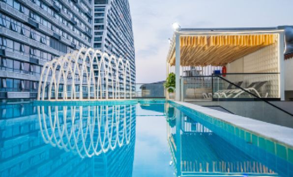 JI Hotel (Xishuangbanna Jinghong Gaozhuang Xingguang Night Market)