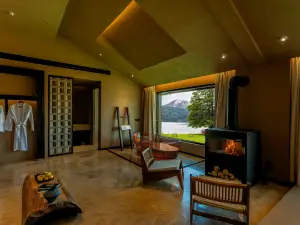 Lugu Lake · Xiaoman |Mountain Sea View· One Line Lake View Holiday Hostel