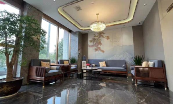 Clear Water Bay Hotel