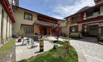 Jiuzhai valley Yigu Bieyuan Homestay Hotel