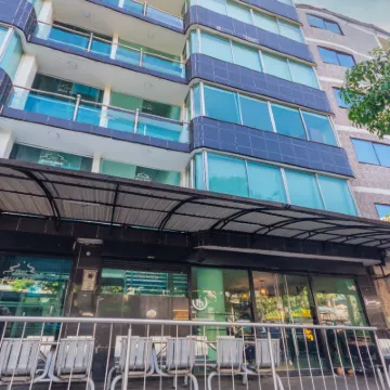 皇家別墅飯店 Plaza de Toros La Macarena附近的飯店