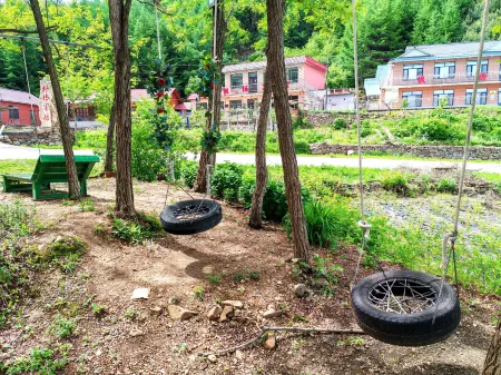 Kuandian Fengyang Hotel Отели в г. Куаньдянь